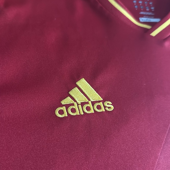 Spain 🇪🇸 #6 Andres Iniesta Euro 2012 Home Adidas Jersey - Picture 4 of 10